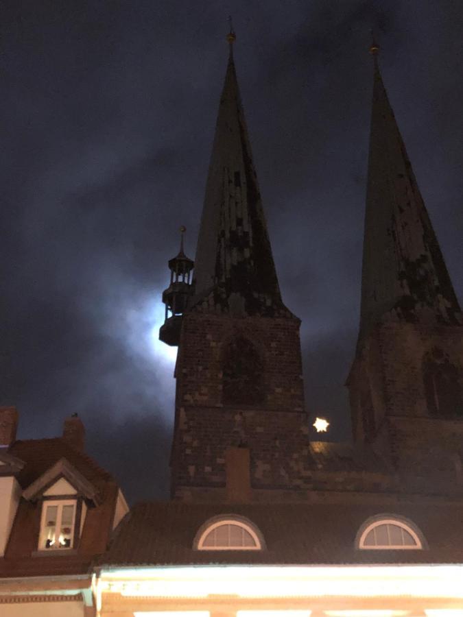 Am Mathildenbrunnen Gross Lejlighed Quedlinburg Eksteriør billede